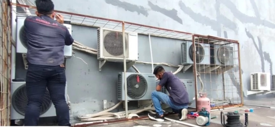 Maintenance Multiple AC
